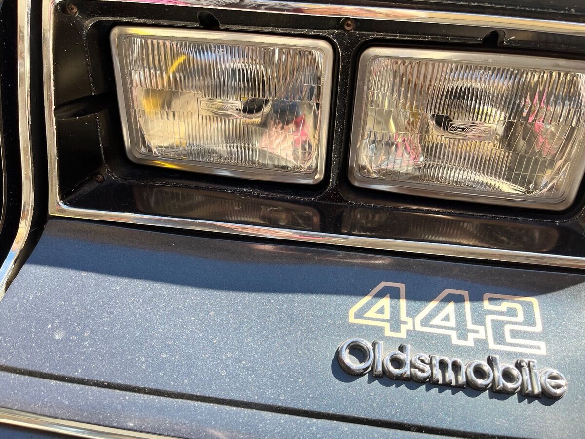 1986 Oldsmobile 442 - photo 6