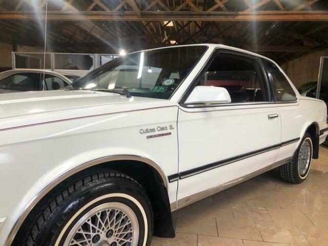 1986 Oldsmobile Cutlass SL 2dr Coupe - photo 2
