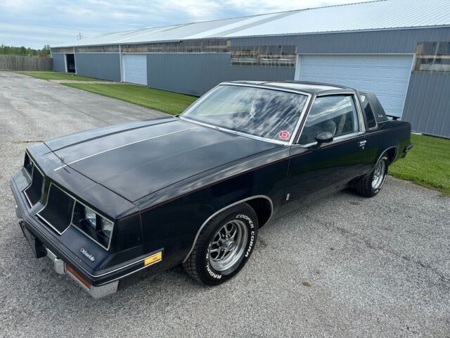 1986 Oldsmobile Cutlass Salon T-Tops 1986 Oldsmobile Cutlass