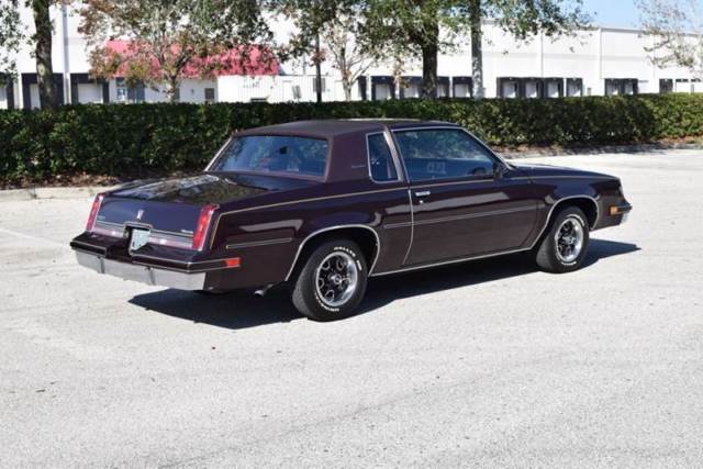 1986 Oldsmobile Cutlass Supreme - photo 2