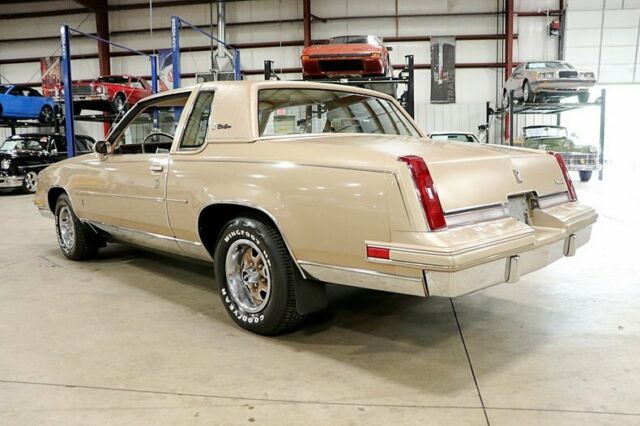 1986 Oldsmobile Cutlass -- - photo 3