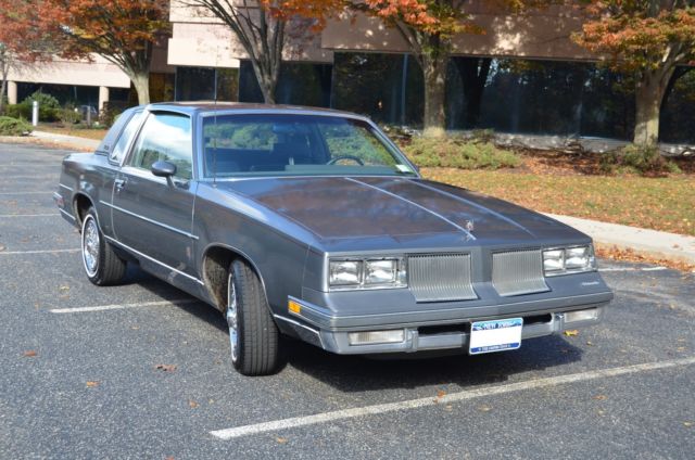 1986 Oldsmobile Cutlass Brougham - photo 2