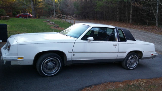 1986 Oldsmobile Cutlass BROUGHAM - photo 2