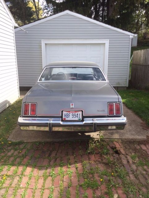 1986 Oldsmobile Cutlass Brougham w/ body by fisher - photo 4