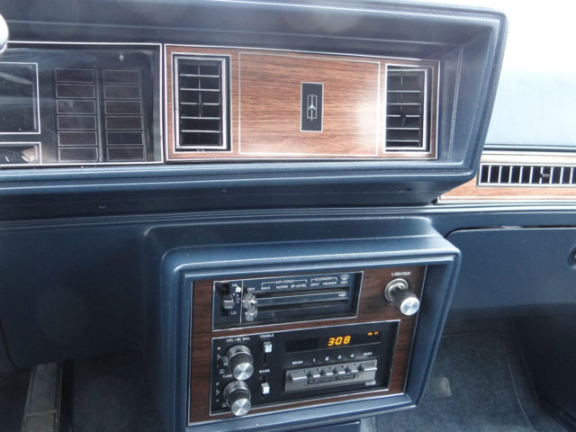 1986 Oldsmobile Cutlass Base Coupe 2-Door - photo 11