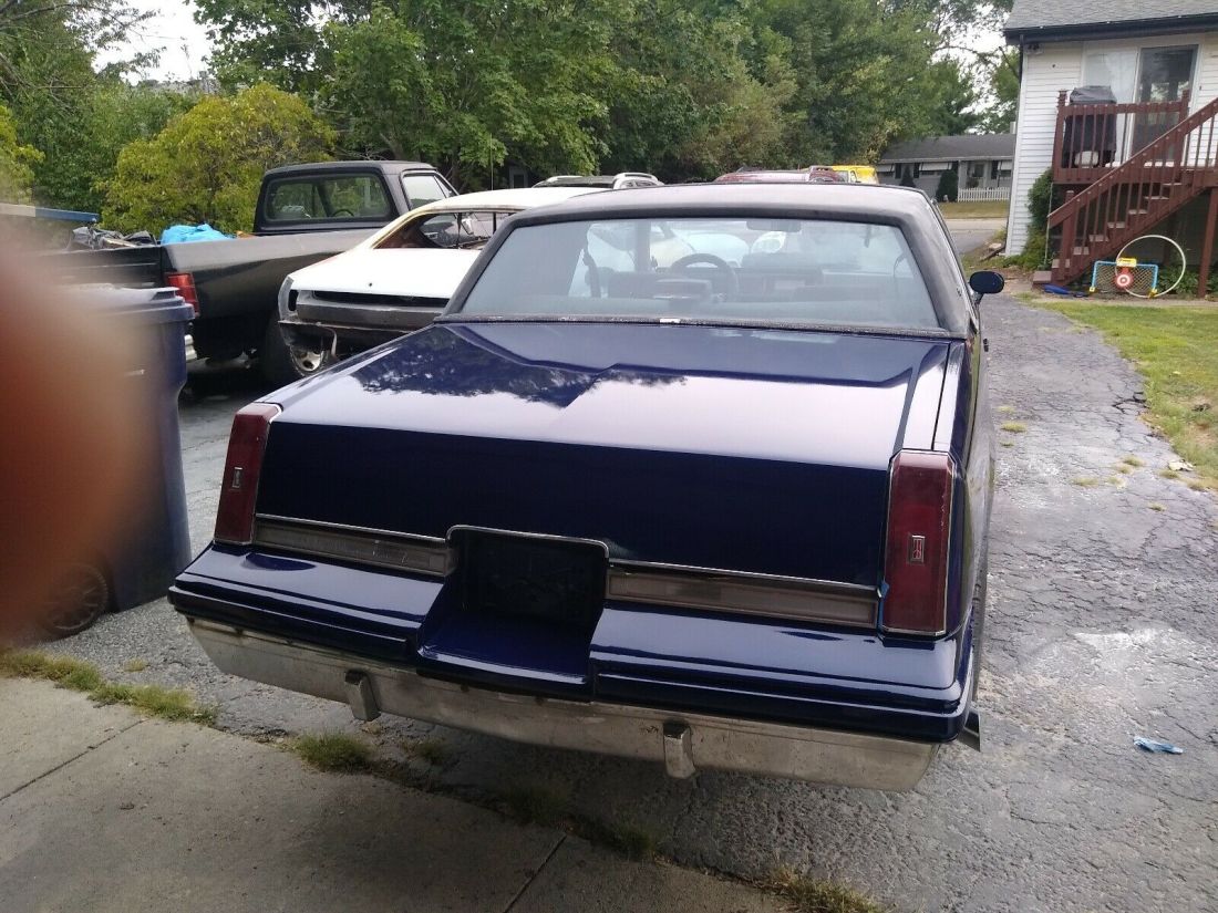 1986 Oldsmobile Cutlass Supreme chrome - photo 2