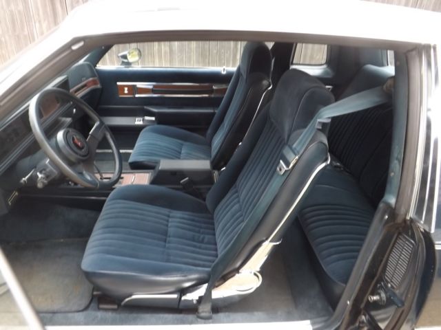 1986 Oldsmobile Cutlass Supreme - photo 2