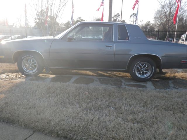 1986 Oldsmobile Cutlass Supreme - photo 8