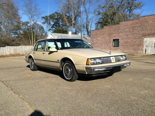 1986 Oldsmobile Ninety-Eight Regency 98 - photo 7