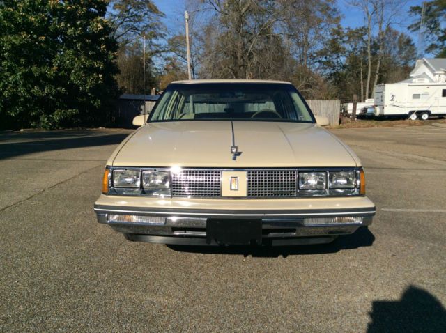 1986 Oldsmobile Ninety-Eight Regency 98 - photo 9