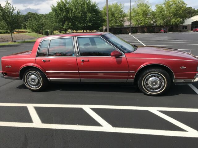 1986 Oldsmobile Ninety-Eight Regency Brougham - photo 5
