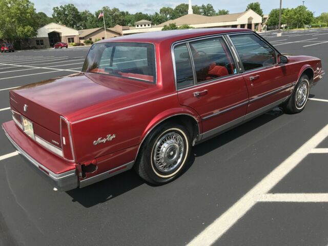 1986 Oldsmobile Ninety-Eight Regency Brougham - photo 7