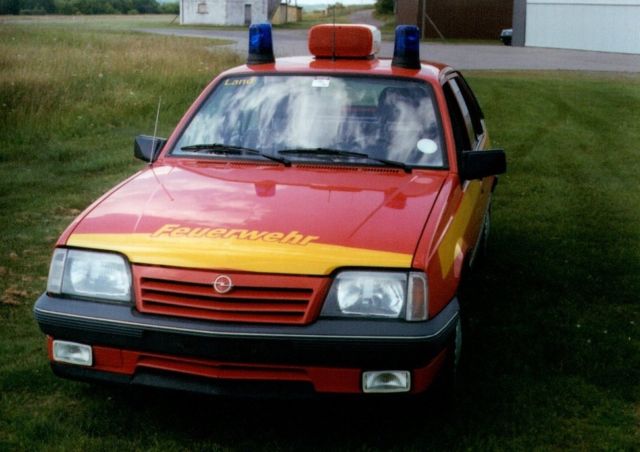1986 Opel 4 door fastback - photo 4