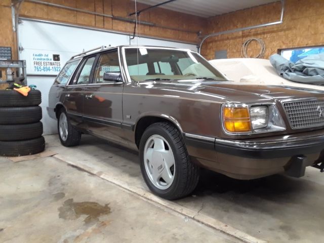 1986 Plymouth Reliant SE - photo 9