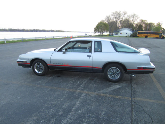 1986 Pontiac Grand Prix - photo 3