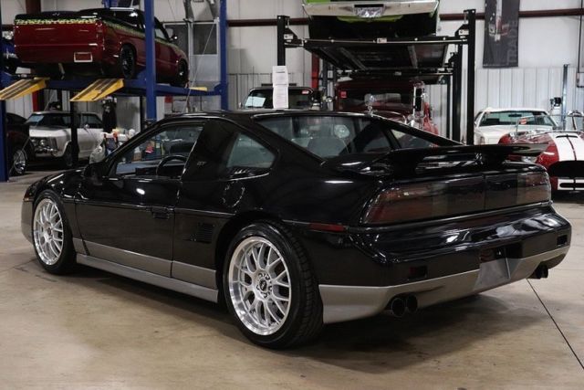 1986 Pontiac Fiero -- - photo 3