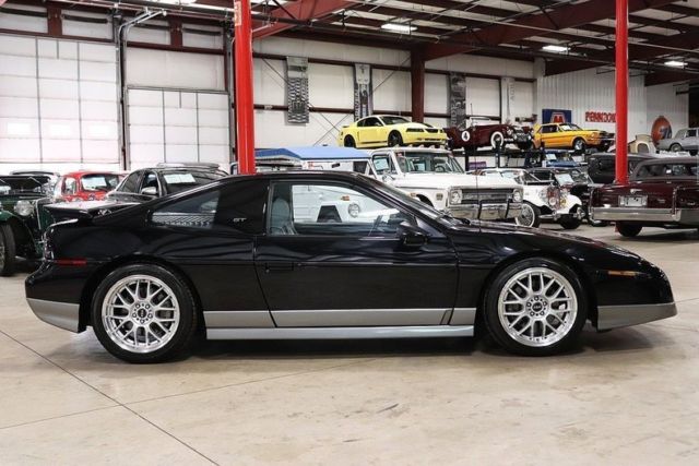 1986 Pontiac Fiero -- - photo 6