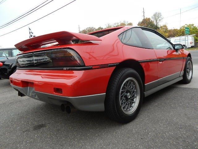 1986 Pontiac Fiero 2dr Coupe Sport GT 5-Spd - photo 4