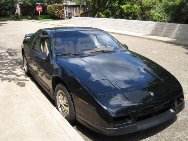 1986 Pontiac Fiero - photo 11