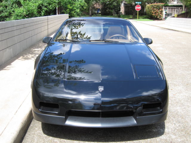1986 Pontiac Fiero - photo 3