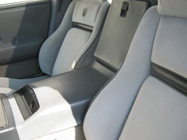 1986 Pontiac Fiero - photo 4