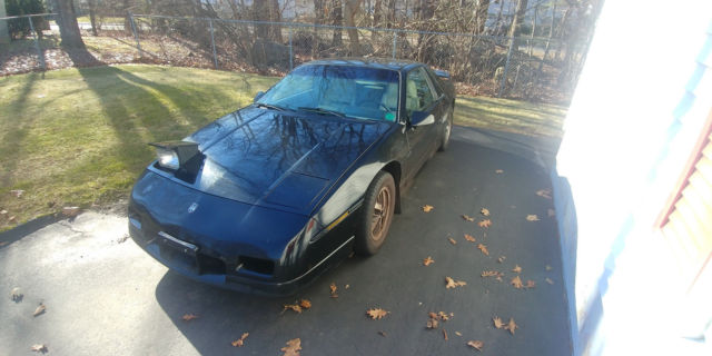 1986 Pontiac Fiero - photo 3