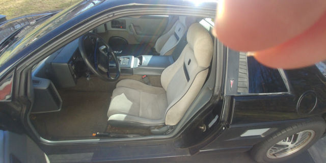 1986 Pontiac Fiero - photo 5
