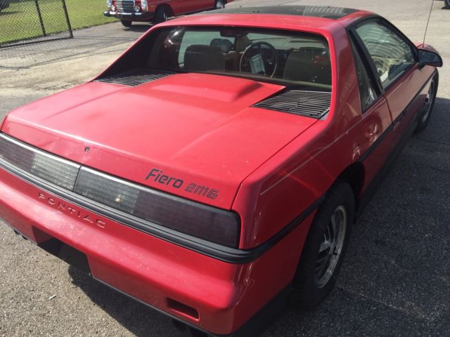 1986 Pontiac Fiero - photo 5