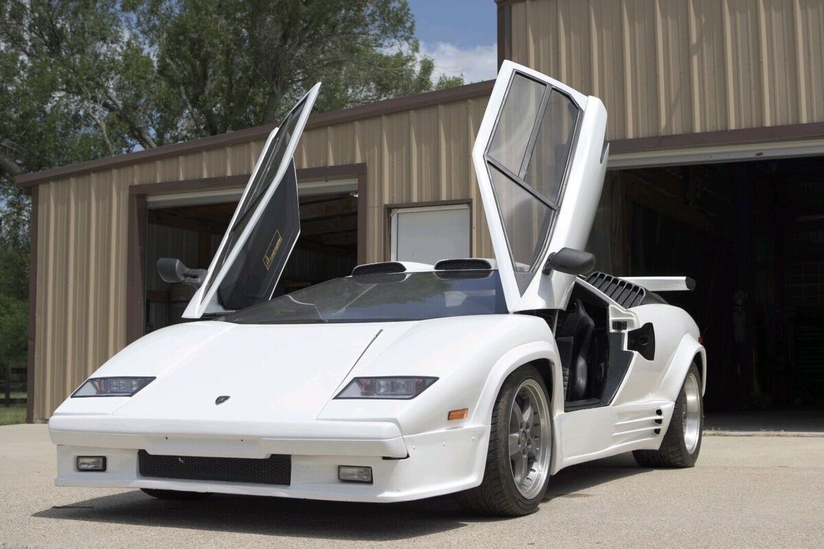 1986 Pontiac Fiero SE - photo 5