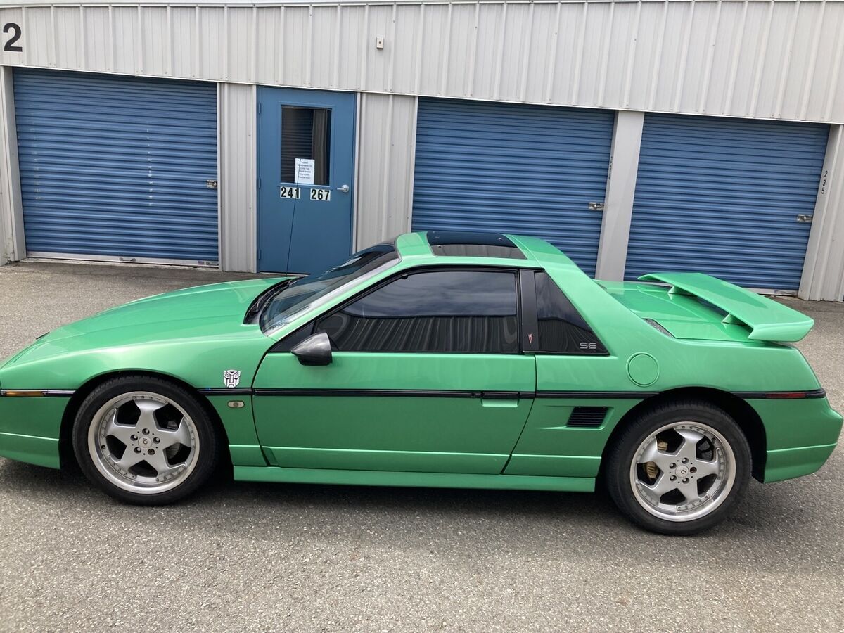 1986 Pontiac Fiero SE - photo 6