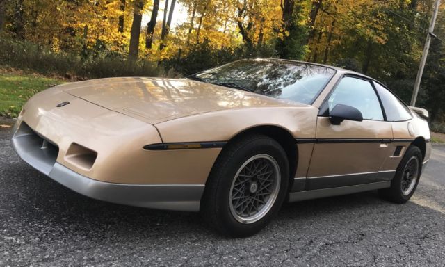 1986 Pontiac Fiero GT - photo 3