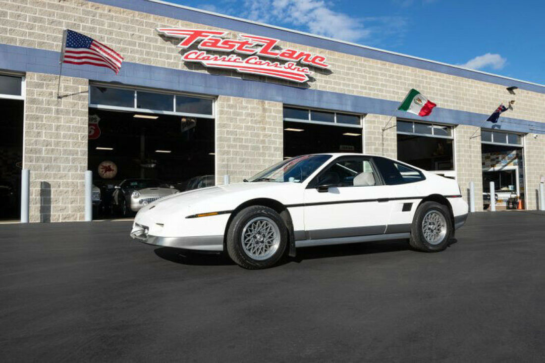 1986 Pontiac Fiero GT 5 Speed Manual 10,056 ORIGINAL Miles 3 Owners 1986 Pontiac Fiero GT 5 Speed
