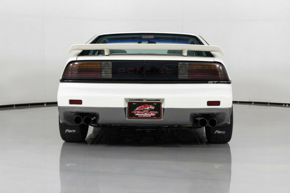 1986 Pontiac Fiero GT 5 Speed - photo 9