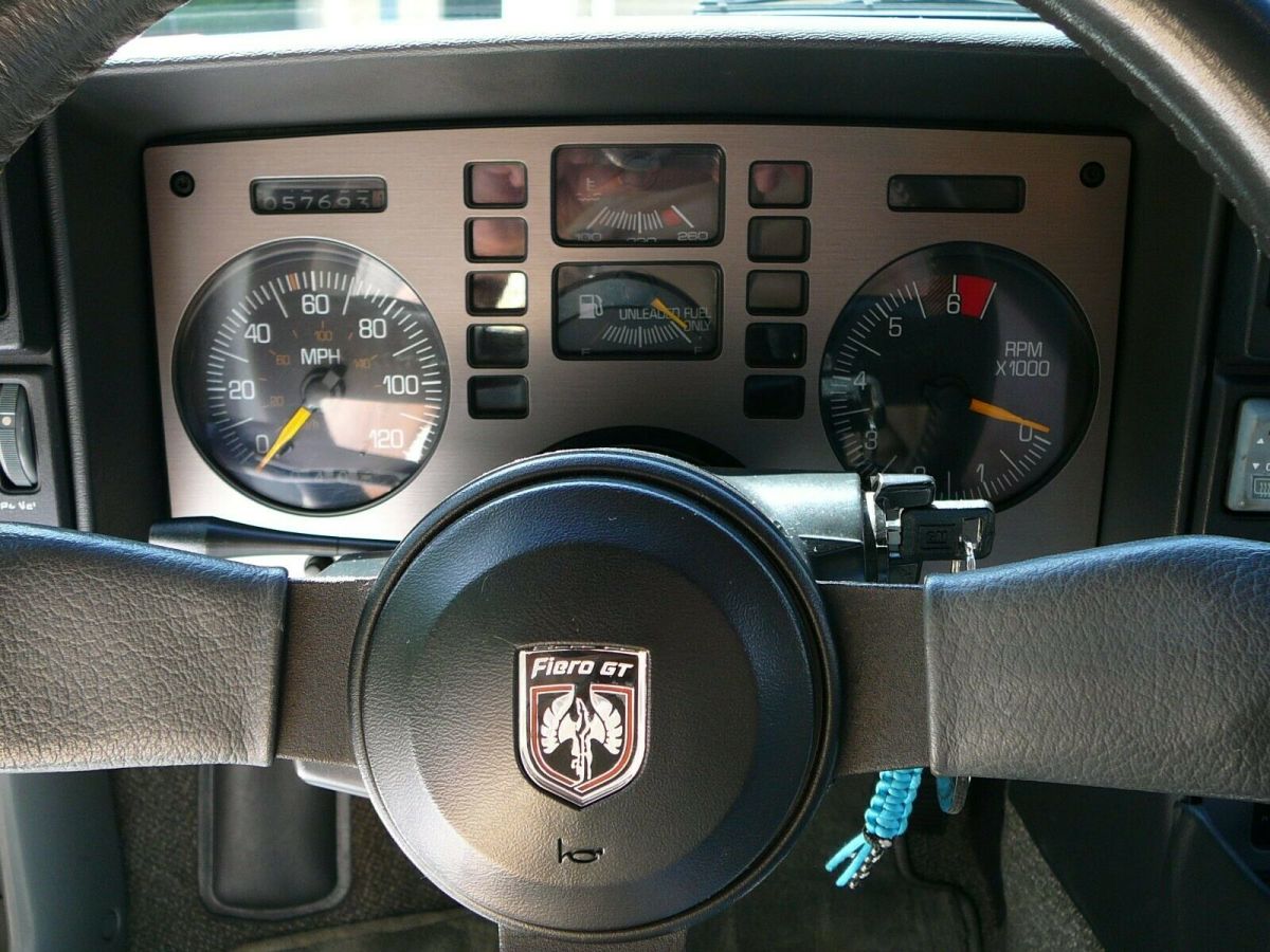1986 Pontiac Fiero GT - photo 7