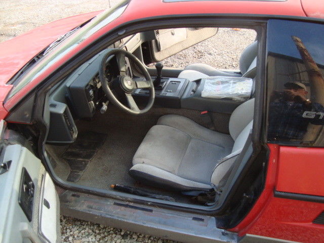 19860000 Pontiac Fiero GT - photo 6
