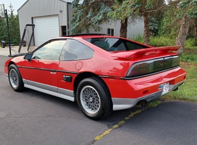 1986 Pontiac Fiero GT - photo 3