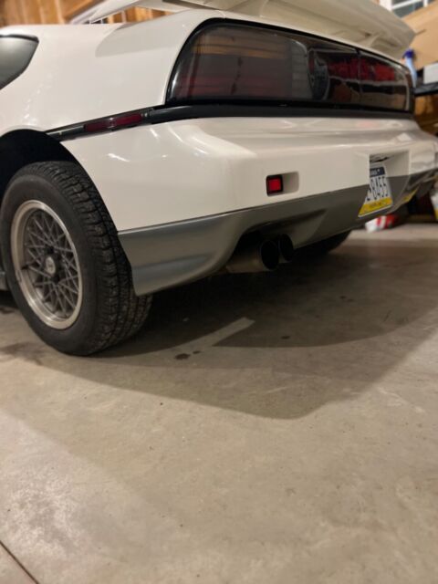 1986 Pontiac Fiero GT - photo 3