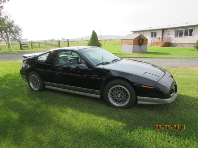 1986 Pontiac Fiero - photo 3