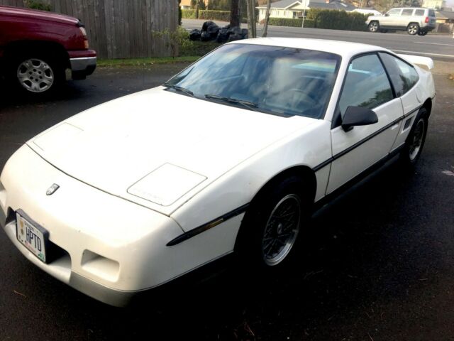 1986 Pontiac Fiero GT - photo 2