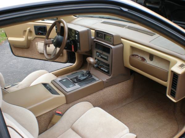 1986 Pontiac Fiero GT - photo 3