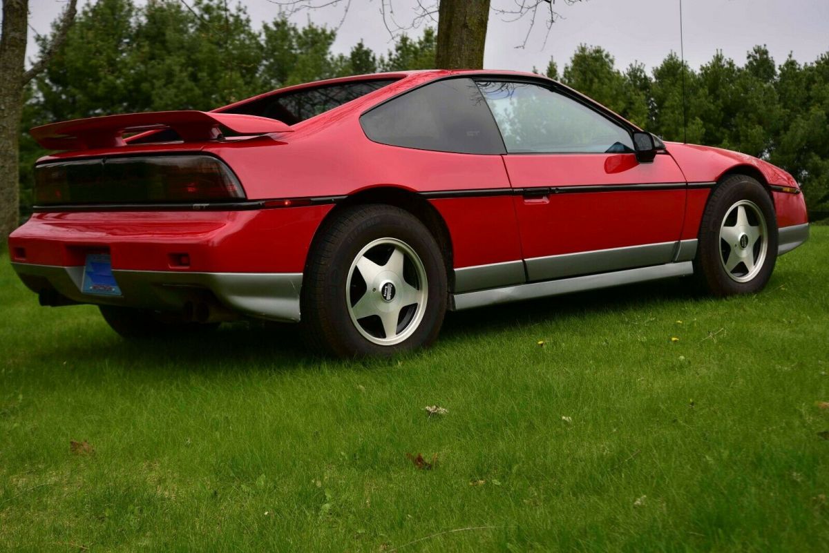 1986 Pontiac Fiero GT - photo 8