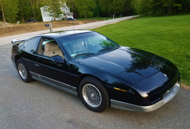 1986 Pontiac Fiero GT - photo 2