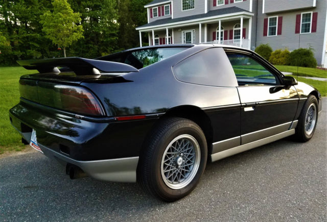 1986 Pontiac Fiero GT - photo 5