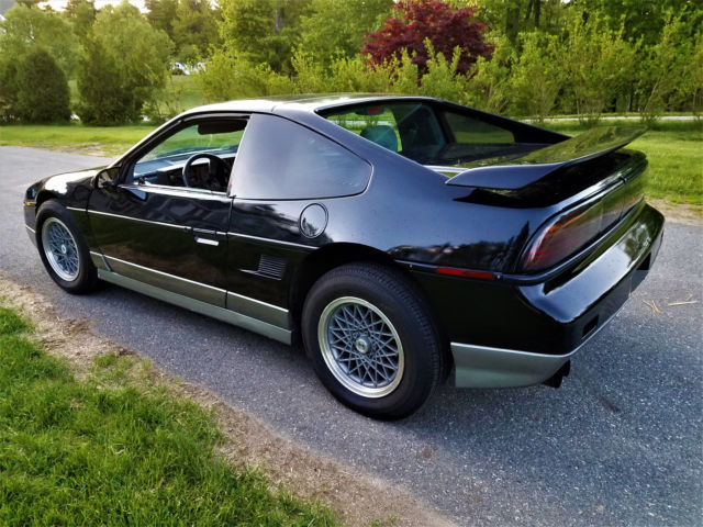 1986 Pontiac Fiero GT - photo 7