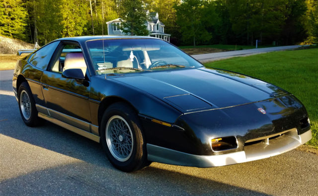 1986 Pontiac Fiero GT - photo 8