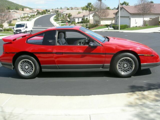 1986 Pontiac Fiero GT