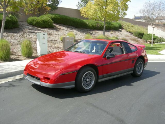 1986 Pontiac Fiero GT - photo 4