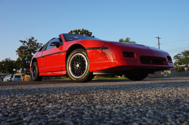 1986 Pontiac Fiero T-Top GT - photo 3