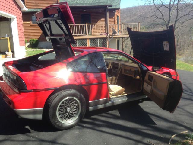 1986 Pontiac Fiero GT Coupe - photo 5