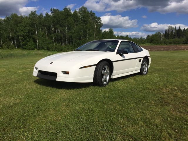 1986 Pontiac Fiero GT - photo 2